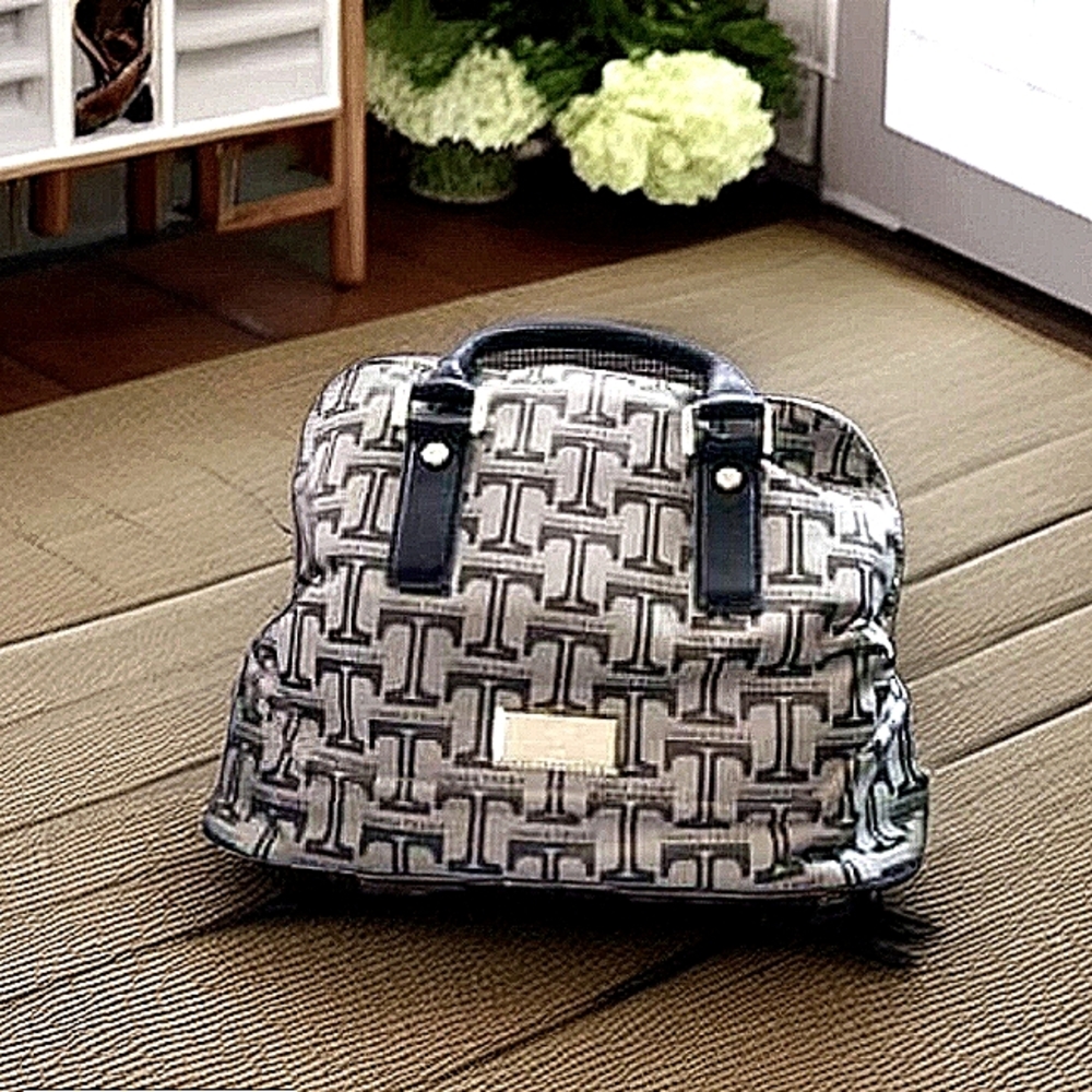 IVANKA TRUMP HANDBAG